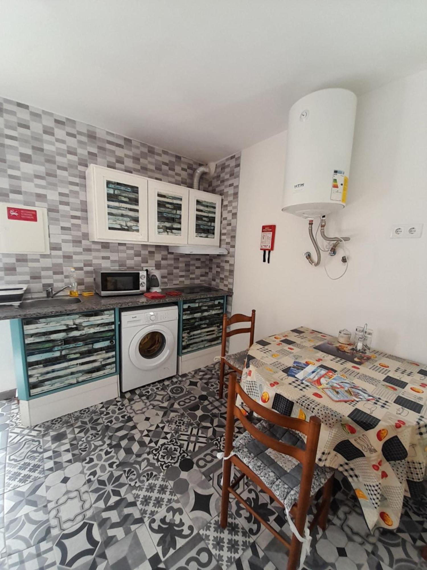 Tropicana One Bedroom Flat T1 In Albufeira Gale Close To 8 Beaches Extérieur photo